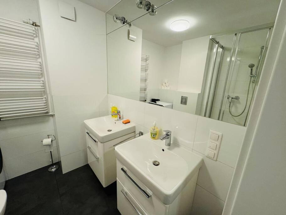 Fantastic Waw - Sz8 Pokoj D Warszawa Exteriör bild